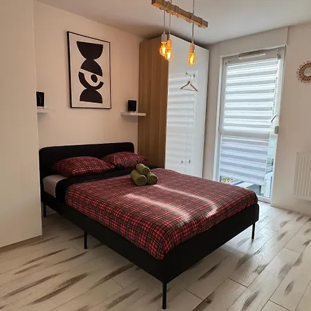 Les Clos Des Aviateurs Holiday home